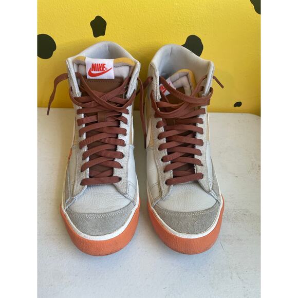 Nike Blazer Mid ’77 | Cream & Brown Retro High Tops | Size 9.5 Streetwear - Picture 2 of 7